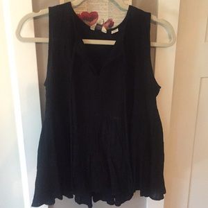 Anthropologie black small swing top